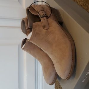 Womens Falls Creek Emily Faux Suede Ankle Booties Size 7.5 8 9 Taupe NIB